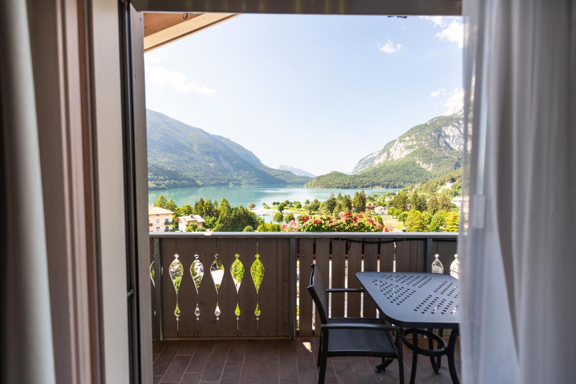 Alpenresort Belvedere Molveno Eksteriør billede