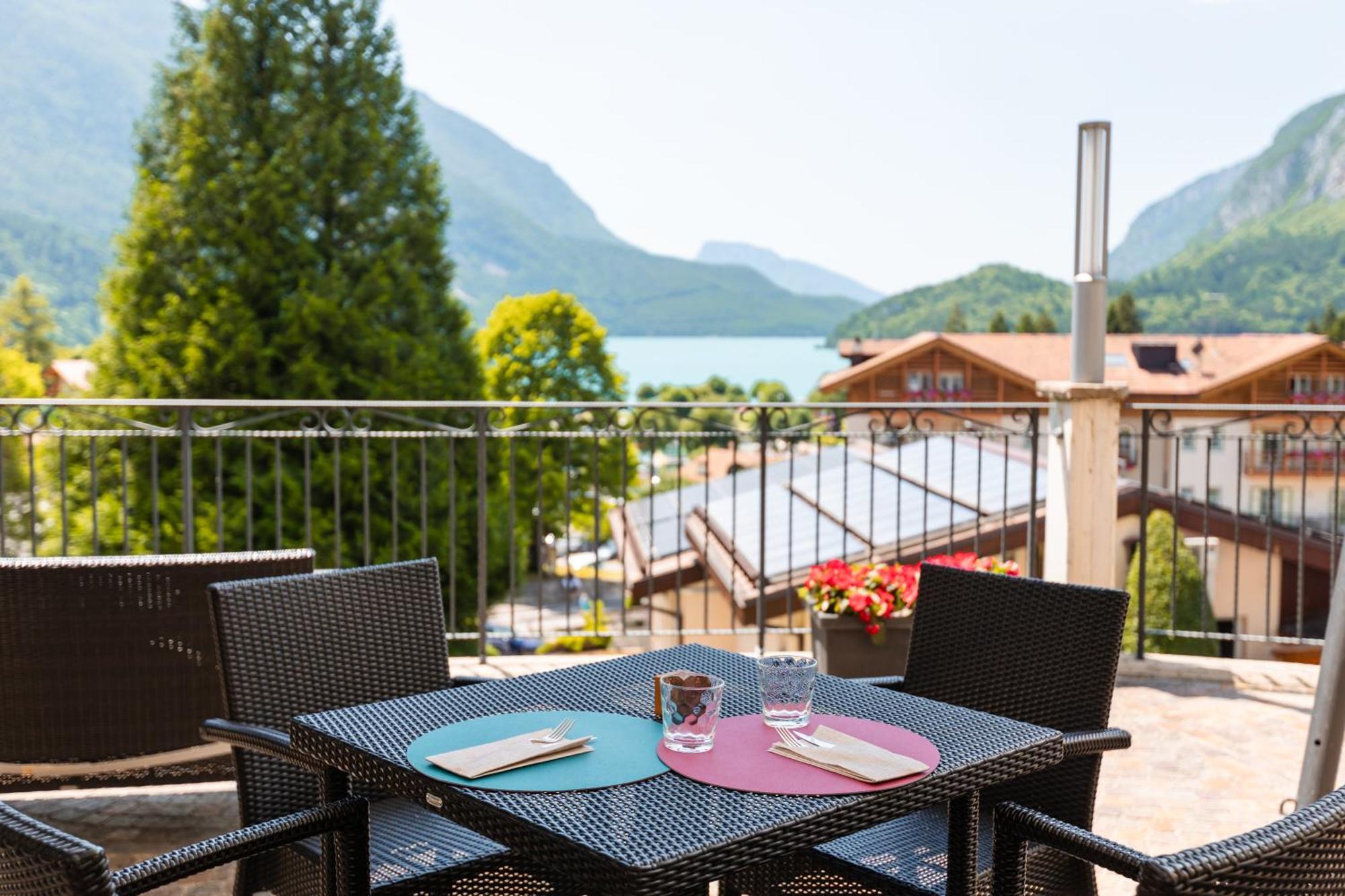 Alpenresort Belvedere Molveno Eksteriør billede